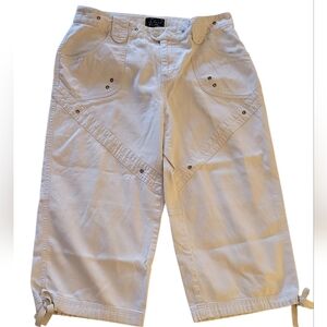 CREAM COTTON CAPRI PANTS